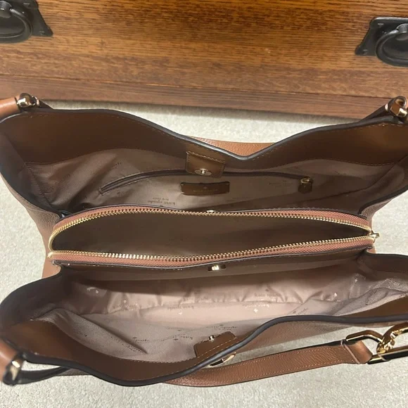 FREE Shipping!! Kate Spade Kayla Large Triple Compartment Shoulder Bag - Picture 5 of 16